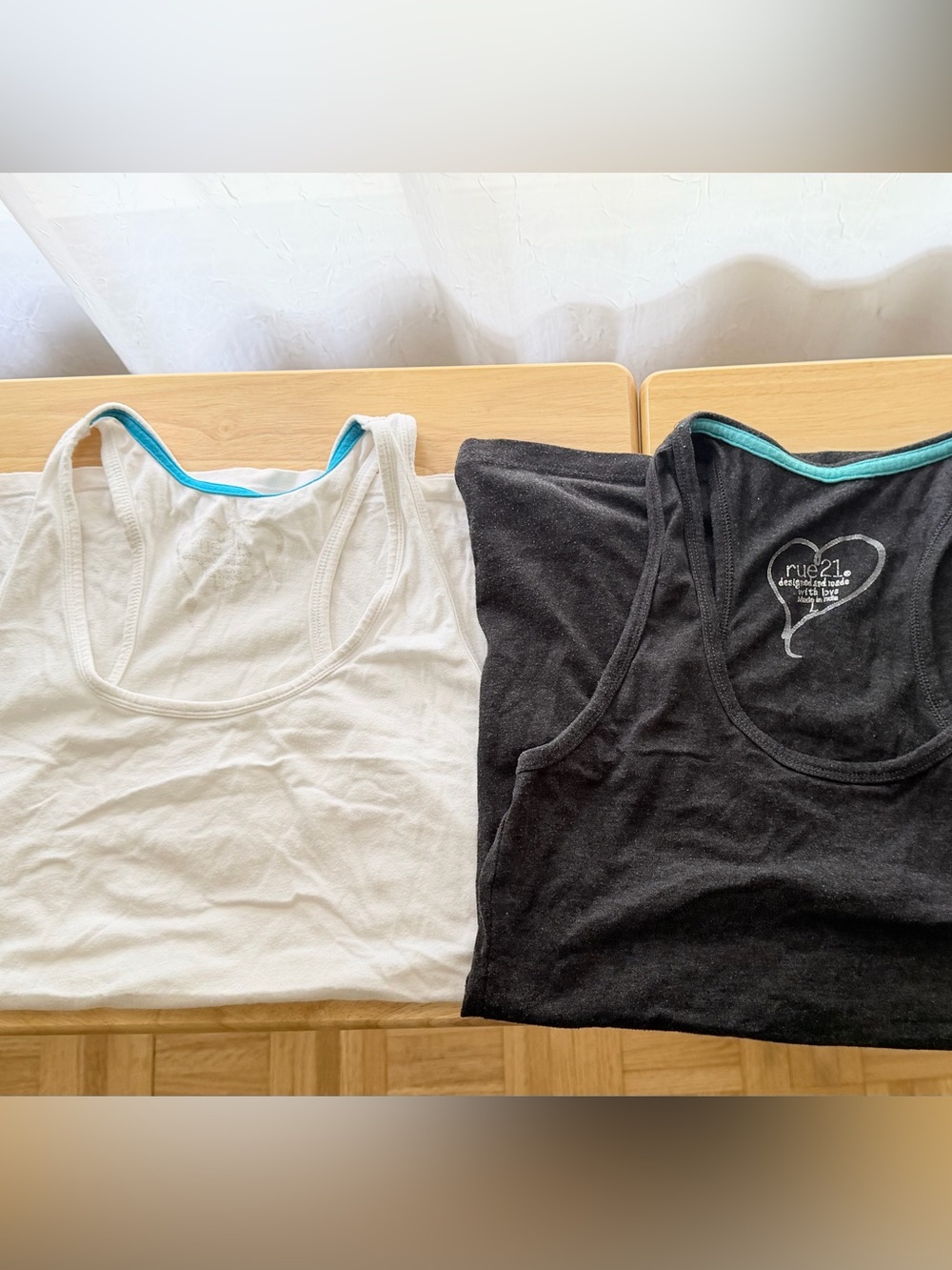 rue21 Racerback Tank Tops Large 2 Piece Lot Gray White Aqua Trim Y2K Basics